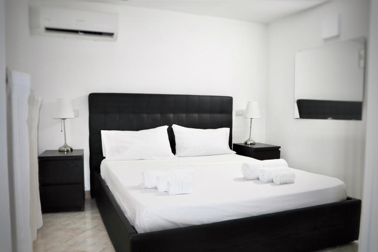 House Relax Apartment Centro Di Napoli Buitenkant foto
